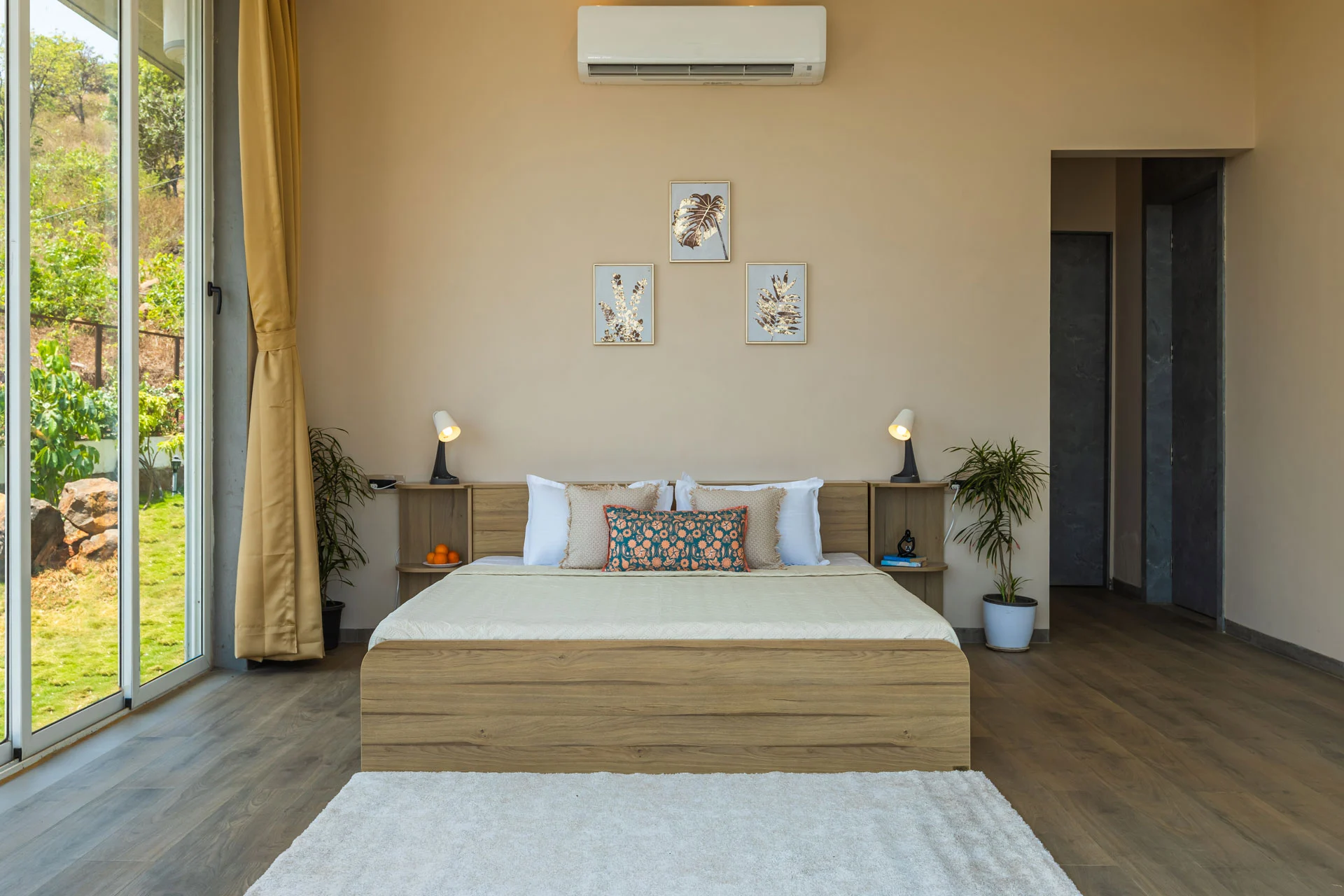 room-thumbnail