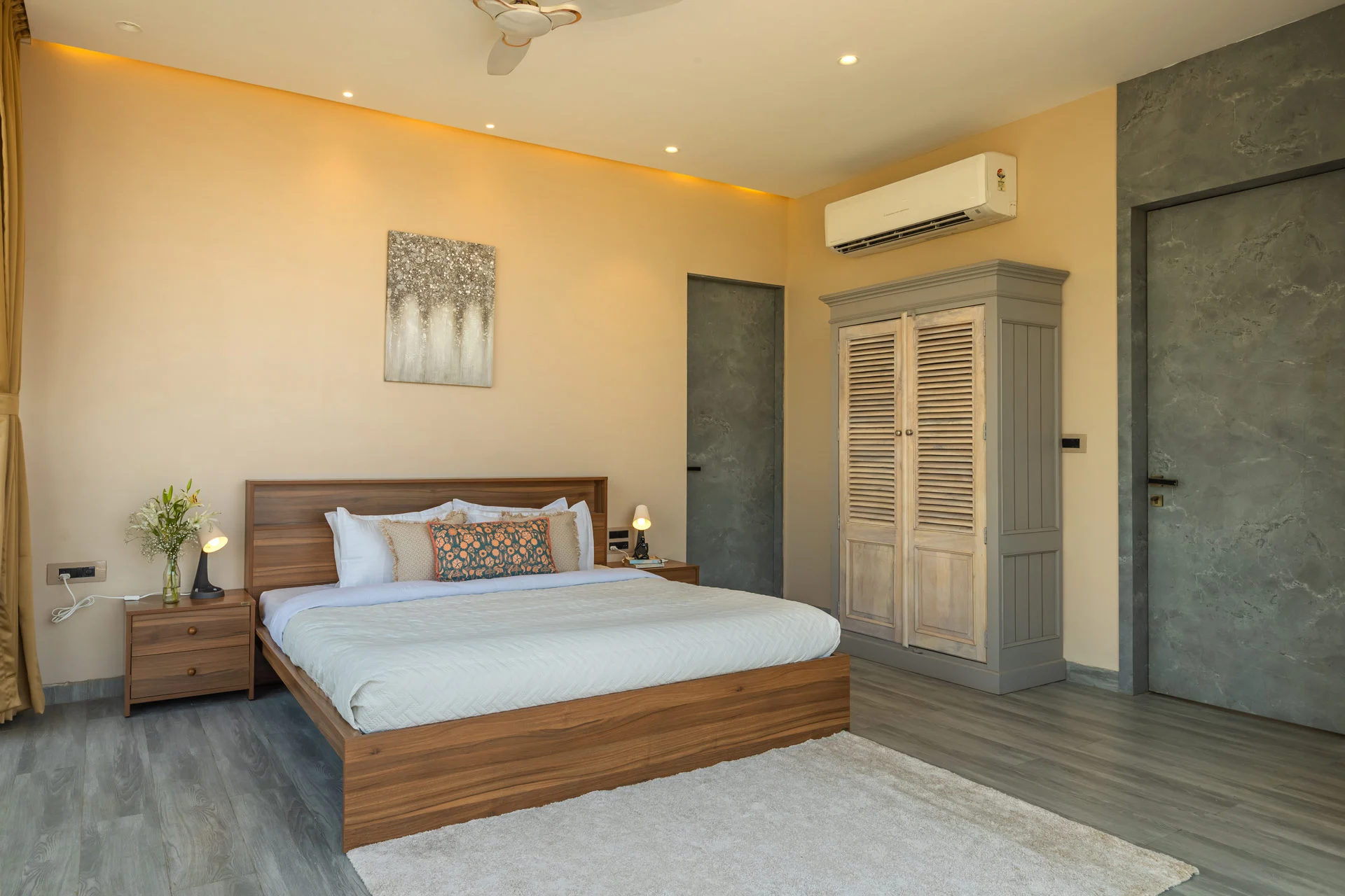 room-thumbnail