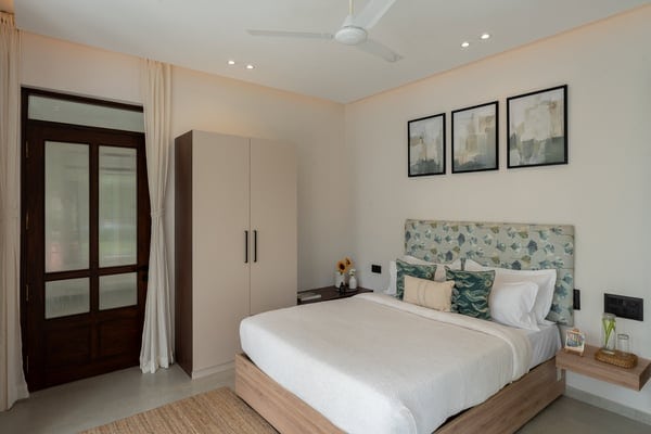 room-thumbnail